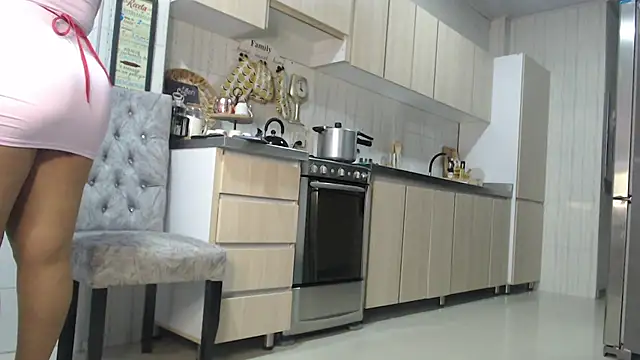 Jadeee  online show from 11, 2, 2025