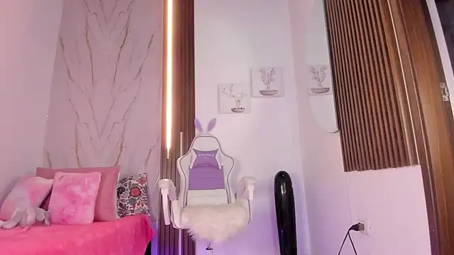 Snapshot of mia_six66 chatting on 25, 9, 2025 mia six66 online show from 25, 9, 2025