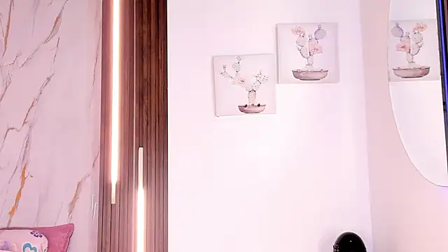 mia six66 online show from 22, 3, 2026