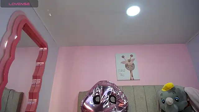 Snapshot of lizzyluk_ch chatting on 30, 1, 2025 lizzyluk ch online show from 30, 1, 2025