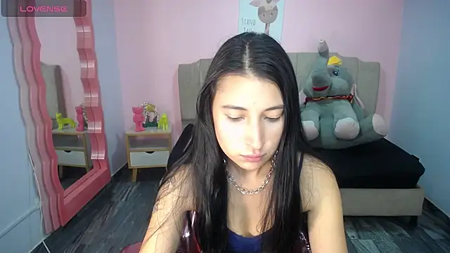 Snapshot of lizzyluk_ch chatting on 18, 2, 2025 lizzyluk ch online show from 18, 2, 2025