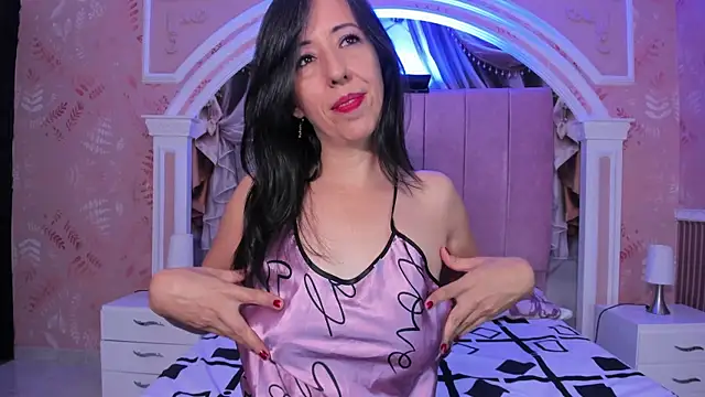 Bonnie  milf online show from 26, 1, 2025