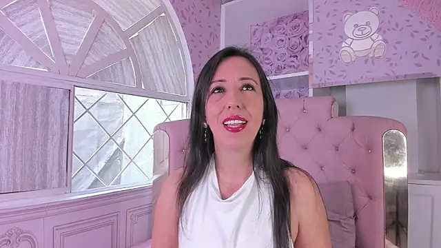 Bonnie  milf online show from 16, 9, 2025