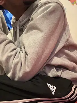 Snapshot of rayyymack chatting on 11, 2, 2026 rayyymack online show from 11, 2, 2026