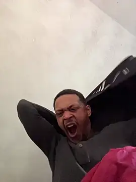 Snapshot of rayyymack chatting on 25, 3, 2026 rayyymack online show from 25, 3, 2026