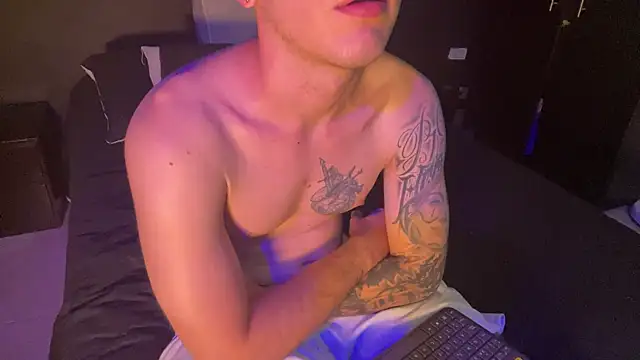 Dylanwhite23  online show from 15, 1, 2026