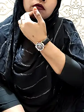 Snapshot of Indian-Nazia chatting on 26, 11, 2025 Indian-Nazia online show from 26, 11, 2025