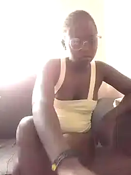 Snapshot of Sweetcecie01 chatting on 20, 2, 2025 Sweetcecie01 online show from 20, 2, 2025