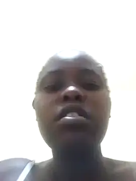 Snapshot of Sweetcecie01 chatting on 4, 3, 2025 Sweetcecie01 online show from 4, 3, 2025