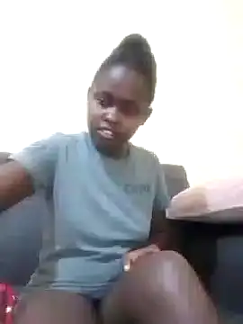 Snapshot of Sweetcecie01 chatting on 15, 3, 2025 Sweetcecie01 online show from 15, 3, 2025