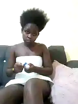 Snapshot of Sweetcecie01 chatting on 22, 3, 2025 Sweetcecie01 online show from 22, 3, 2025