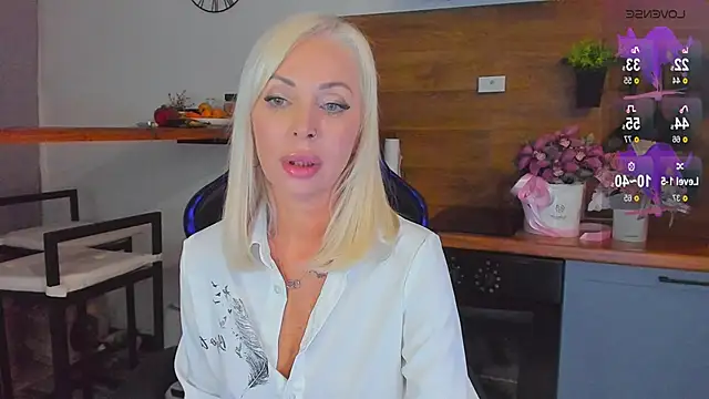 Miya Kisss online show from 24, 11, 2025