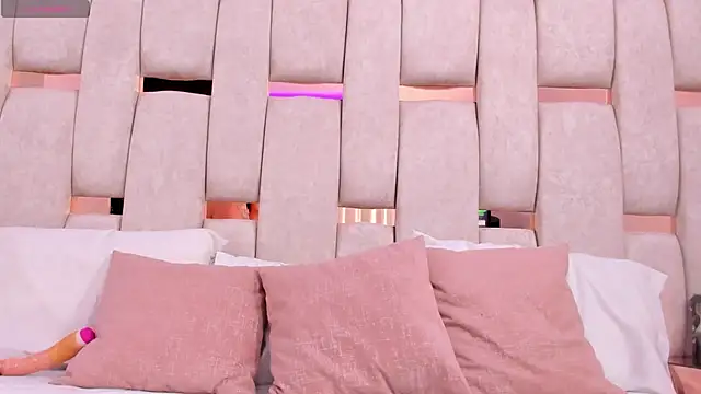 tamhy ferrara online show from 21, 2, 2025