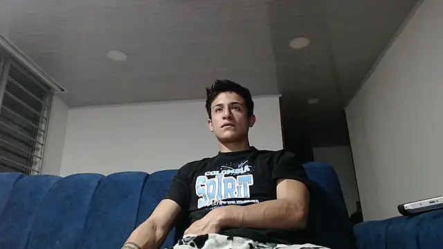 ashely ryan24 online show from 23, 1, 2025