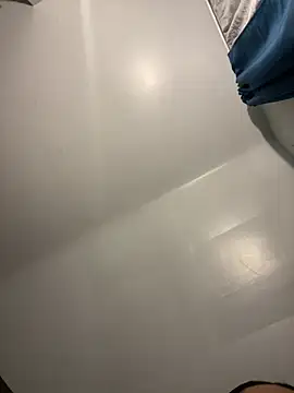 AUNYXXX online show from 2, 3, 2025