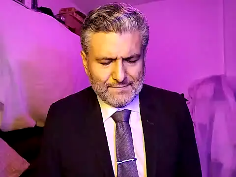 Snapshot of BushBator chatting on 21, 1, 2025 BushBator online show from 21, 1, 2025