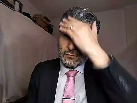 Snapshot of BushBator chatting on 24, 1, 2025 BushBator online show from 24, 1, 2025