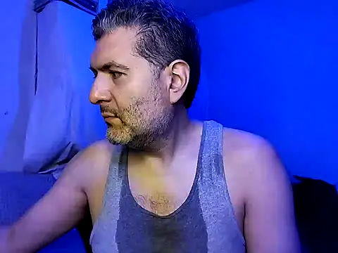 Snapshot of BushBator chatting on 30, 1, 2025 BushBator online show from 30, 1, 2025