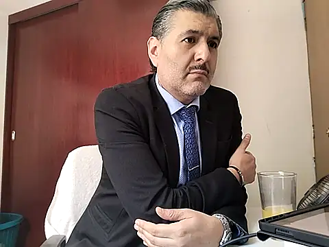 Snapshot of BushBator chatting on 26, 2, 2025 BushBator online show from 26, 2, 2025