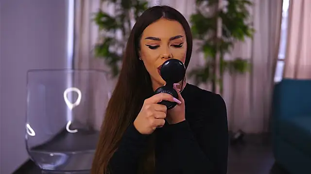 Snapshot of MissKiarra chatting on 10, 1, 2025 MissKiarra online show from 10, 1, 2025