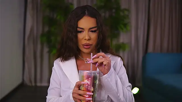 Snapshot of MissKiarra chatting on 11, 1, 2025 MissKiarra online show from 11, 1, 2025