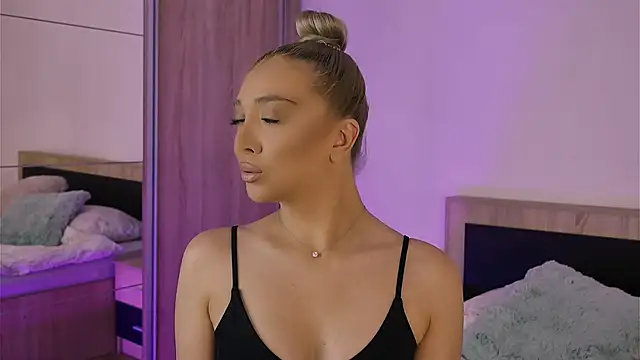 Jessielle online show from 11, 6, 2026