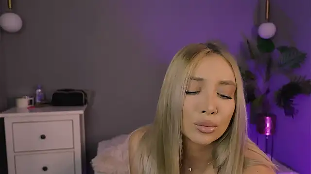 Jessielle online show from 12, 6, 2026