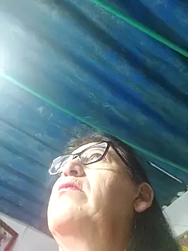 clarita 01 online show from 14, 3, 2026