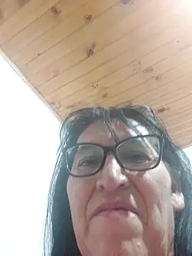 clarita 01 online show from 22, 3, 2026