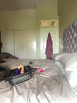 Indianbutter11 online show from 23, 2, 2025