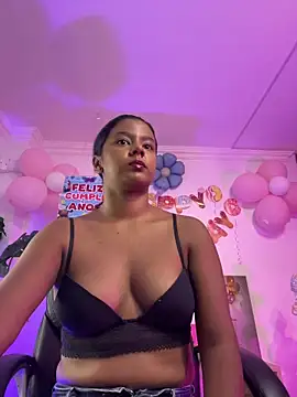 Snapshot of JANYLOVE__ chatting on 25, 6, 2026 JANYLOVE online show from 25, 6, 2026