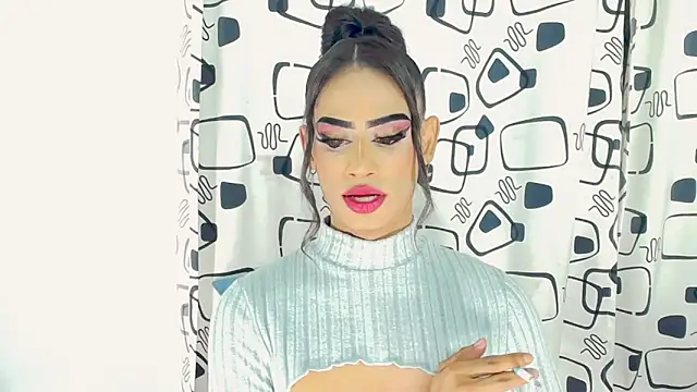 Aslhy Goddessx online show from 6, 12, 2024