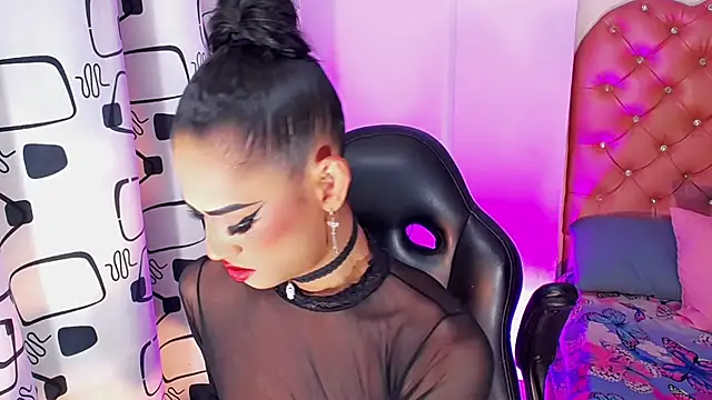 Aslhy Goddessx online show from 1, 10, 2025