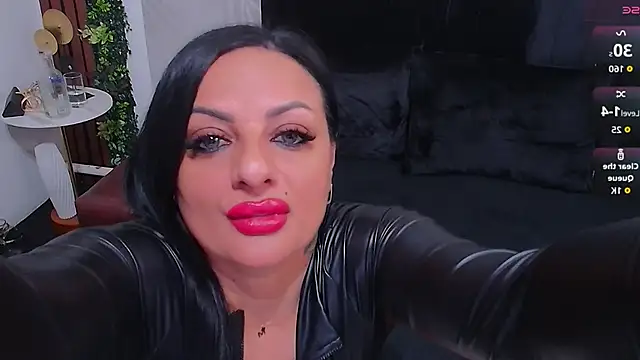 VixenSelena online show from 28, 11, 2025