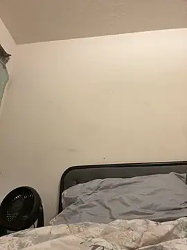 prettlovely14 online show from 6, 10, 2025