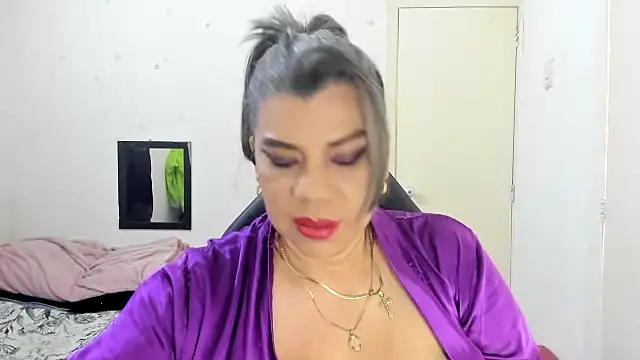 vikyadams online show from 25, 11, 2025