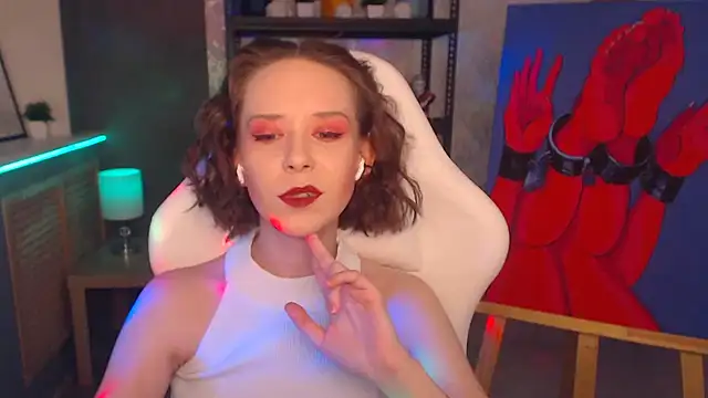 Snapshot of FascinatingEyess chatting on 11, 12, 2024 FascinatingEyess online show from 11, 12, 2024