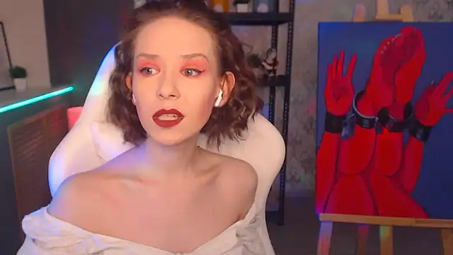 Snapshot of FascinatingEyess chatting on 1, 1, 2025 FascinatingEyess online show from 1, 1, 2025