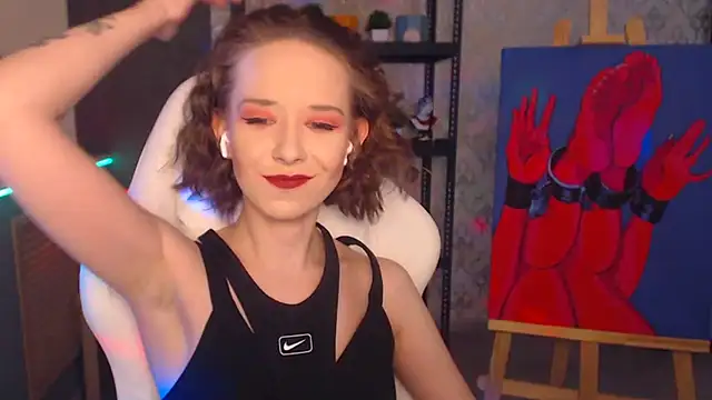 Snapshot of FascinatingEyess chatting on 4, 1, 2025 FascinatingEyess online show from 4, 1, 2025