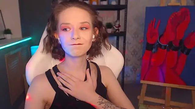 Snapshot of FascinatingEyess chatting on 6, 1, 2025 FascinatingEyess online show from 6, 1, 2025