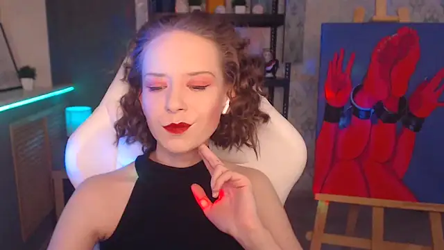 Snapshot of FascinatingEyess chatting on 4, 2, 2025 FascinatingEyess online show from 4, 2, 2025