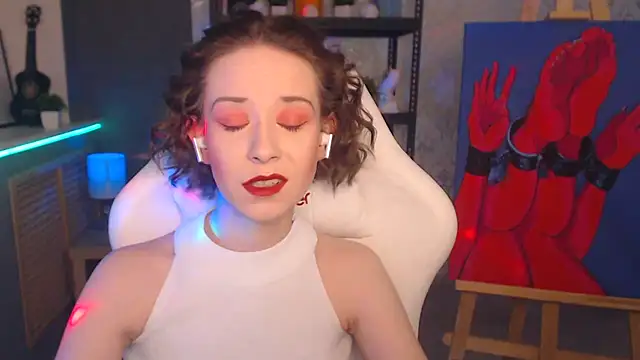 Snapshot of FascinatingEyess chatting on 1, 3, 2025 FascinatingEyess online show from 1, 3, 2025