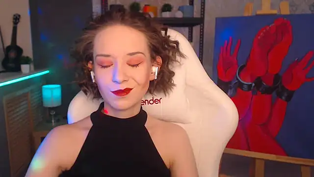 Snapshot of FascinatingEyess chatting on 6, 3, 2025 FascinatingEyess online show from 6, 3, 2025