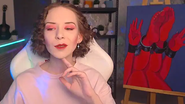 Snapshot of FascinatingEyess chatting on 10, 10, 2025 FascinatingEyess online show from 10, 10, 2025