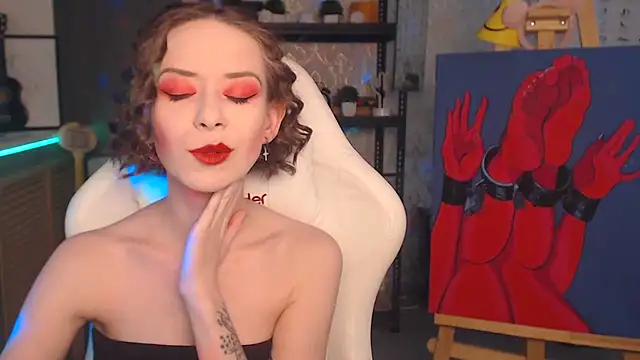 FascinatingEyess online show from 2, 3, 2026