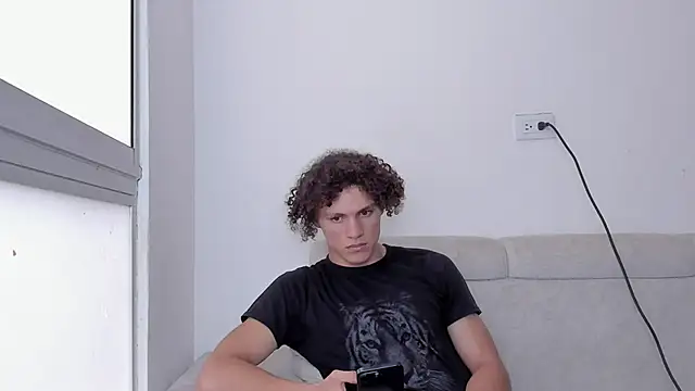 laurent nova online show from 18, 2, 2025