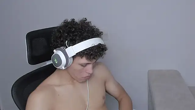 laurent nova online show from 18, 9, 2025