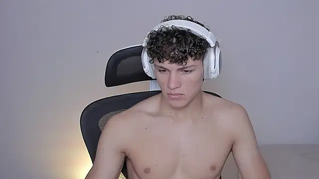 laurent nova online show from 10, 10, 2025