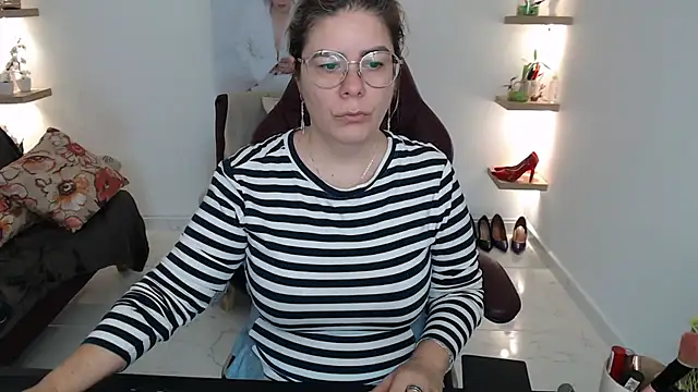 Snapshot of zehra_sanem chatting on 30, 4, 2026 zehra sanem online show from 30, 4, 2026