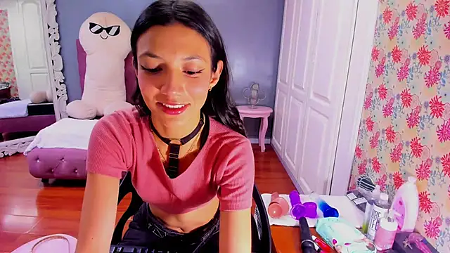 Iris Stone  online show from 29, 1, 2025